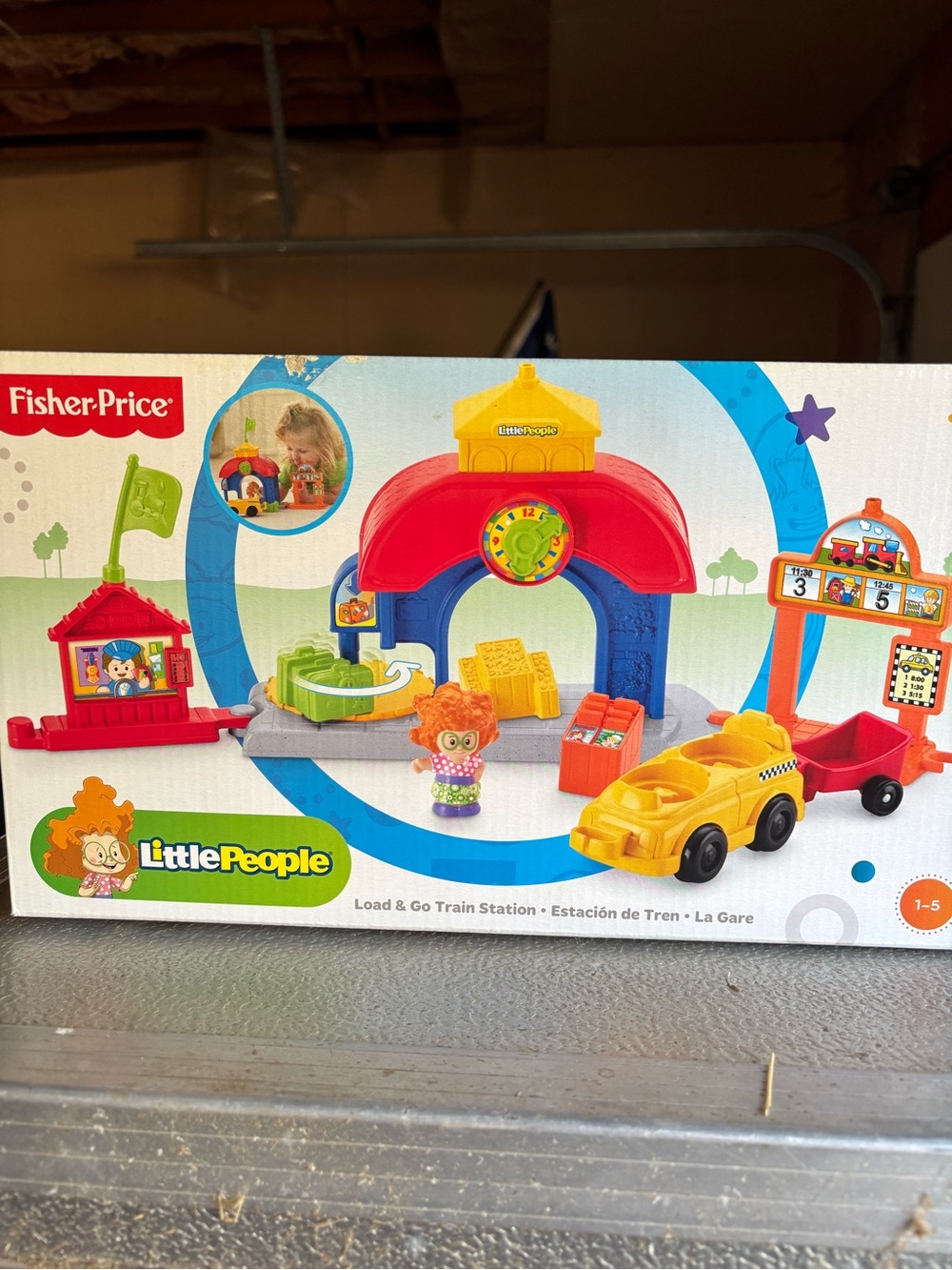Fisher-Price Little People Load & Go Train Station - Red, Blue, Yellow, Green